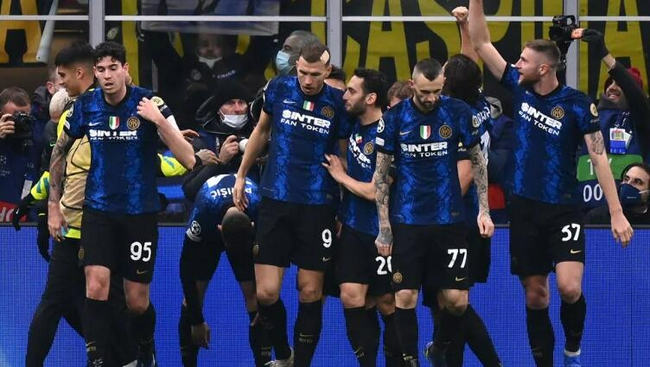 见证！国乒队员登上领奖台