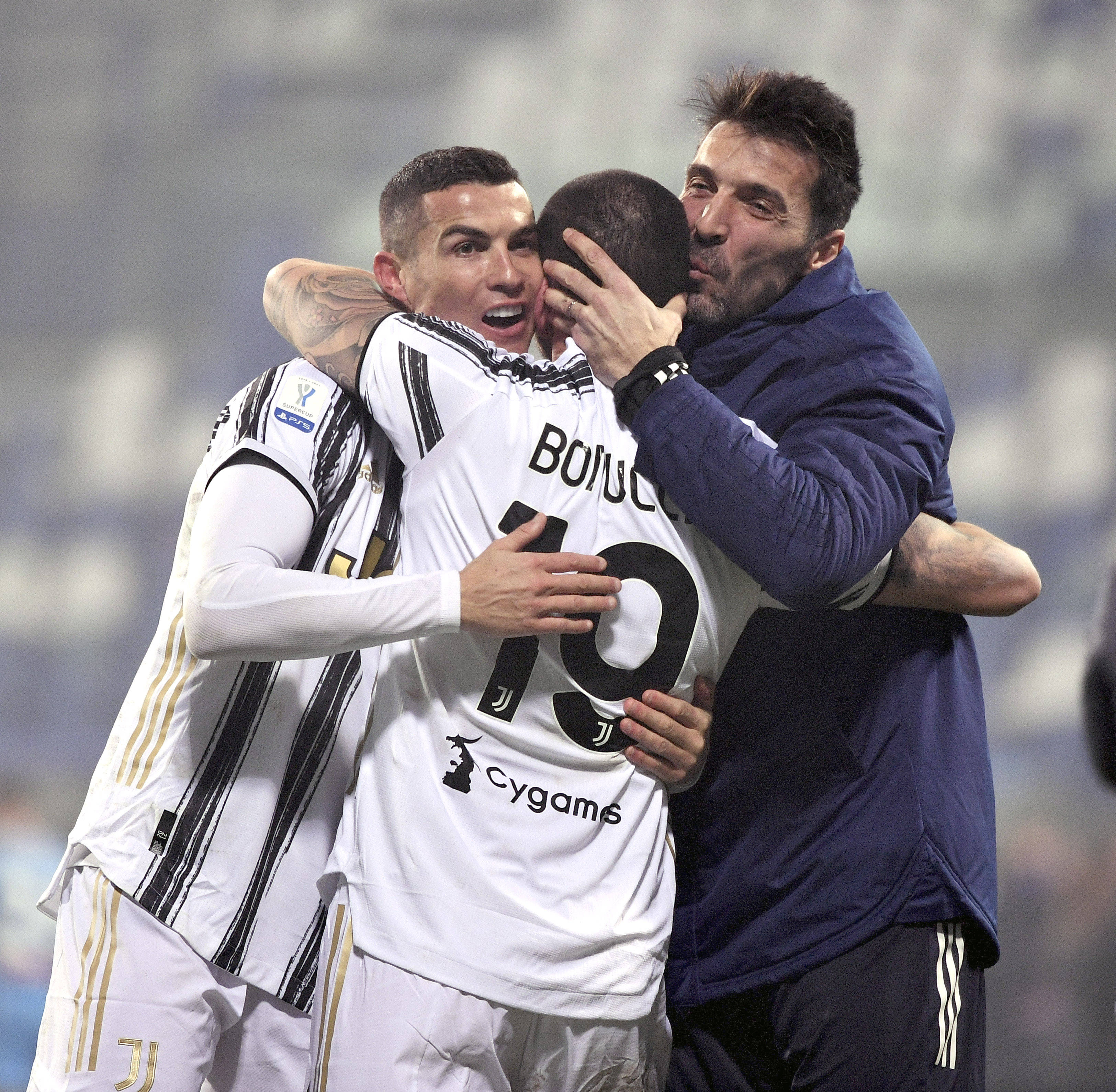 曼联U18客场7-0击败利物浦U18，15岁小将JJ-加布里埃尔戴帽