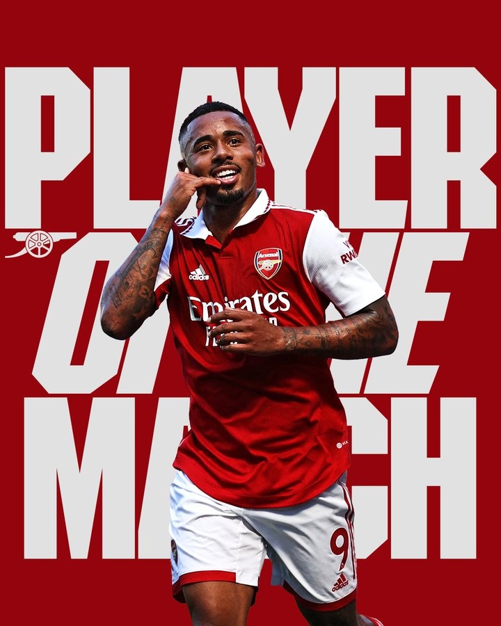 梅西的冠军总数比同期世界上任何俱乐部的冠军总数都要更多！